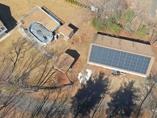 16 Towne Drive, Derry, NH 03038