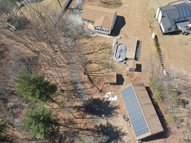 16 Towne Drive, Derry, NH 03038