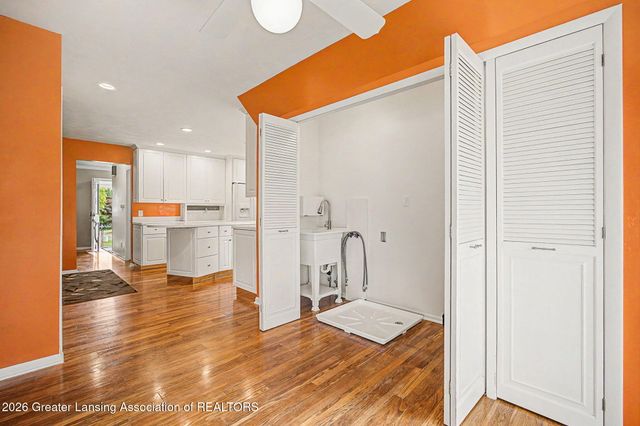106 Wedgewood Court, Charlotte, MI 48813