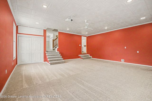 106 Wedgewood Court, Charlotte, MI 48813