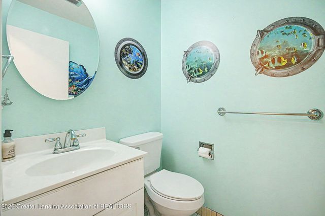 106 Wedgewood Court, Charlotte, MI 48813