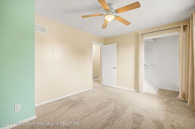 106 Wedgewood Court, Charlotte, MI 48813