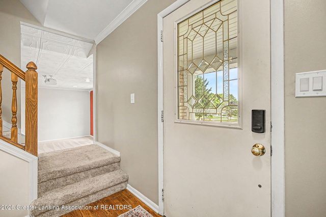 106 Wedgewood Court, Charlotte, MI 48813