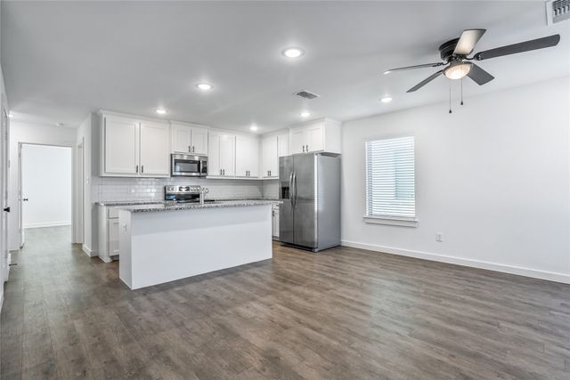 2610 S Fannin Avenue, Denison, TX 75020