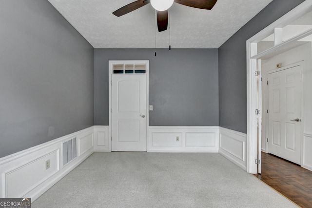 302 Cimarron Way, Lawrenceville, GA 30044