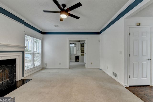 302 Cimarron Way, Lawrenceville, GA 30044