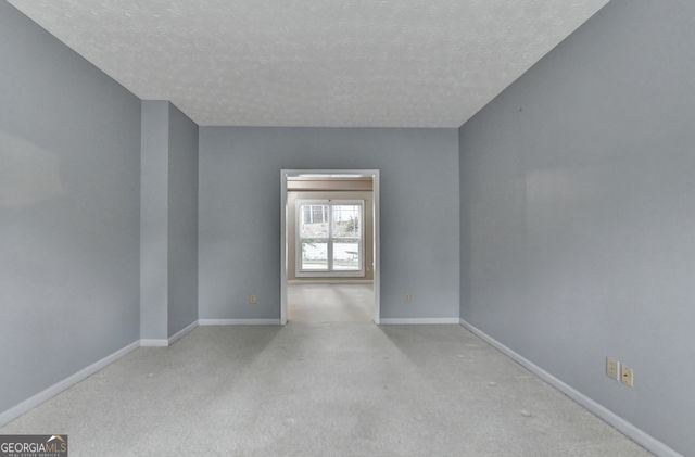 302 Cimarron Way, Lawrenceville, GA 30044