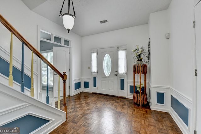 302 Cimarron Way, Lawrenceville, GA 30044