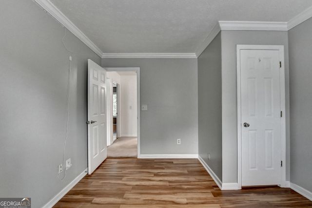 302 Cimarron Way, Lawrenceville, GA 30044