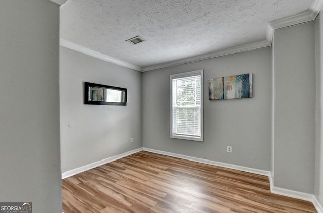 302 Cimarron Way, Lawrenceville, GA 30044