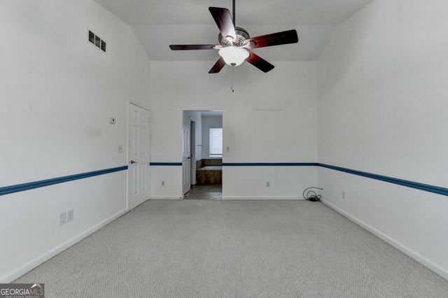302 Cimarron Way, Lawrenceville, GA 30044