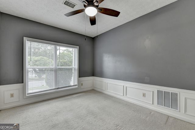 302 Cimarron Way, Lawrenceville, GA 30044