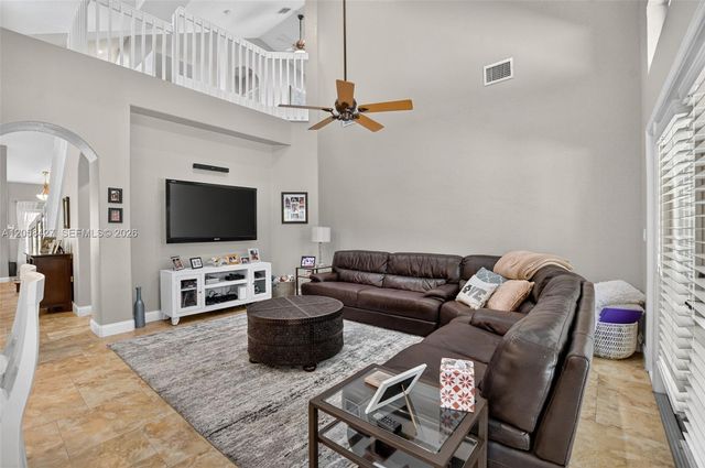 10947 NW 61st Ct, Parkland, FL 33076
