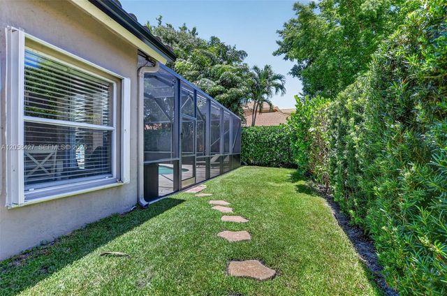 10947 NW 61st Ct, Parkland, FL 33076