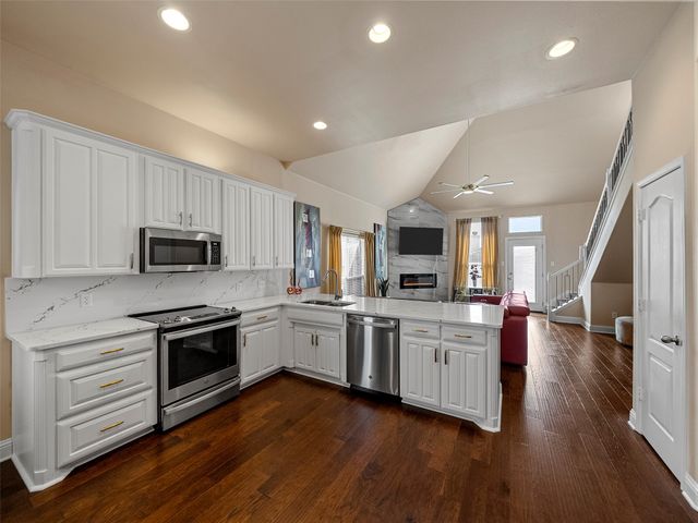 8308 Fall Crest Drive, Fort Worth, TX 76053