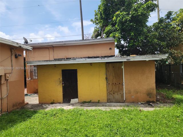 26 NW 24th Ct, Miami, FL 33125