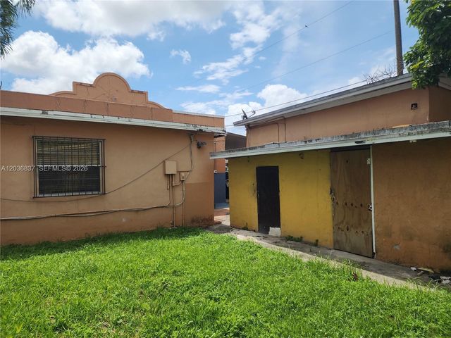 26 NW 24th Ct, Miami, FL 33125