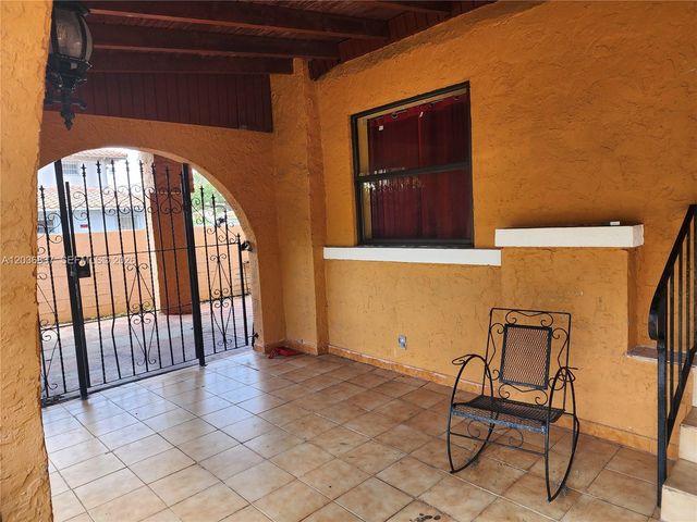26 NW 24th Ct, Miami, FL 33125