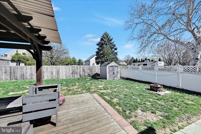 605 E LEHMAN ST, Lebanon, PA 17046