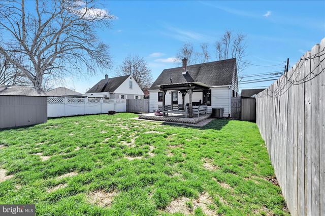 605 E LEHMAN ST, Lebanon, PA 17046