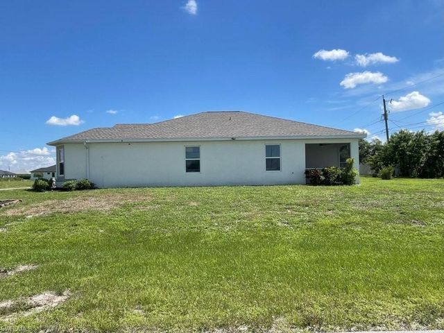 1132 NW 8th TER, Cape Coral, FL 33993