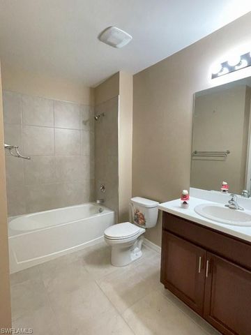 1132 NW 8th TER, Cape Coral, FL 33993