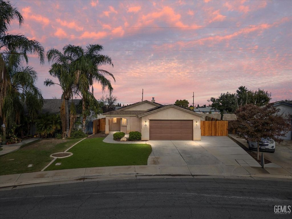 5804 Potenza Lane, Bakersfield, CA 93308