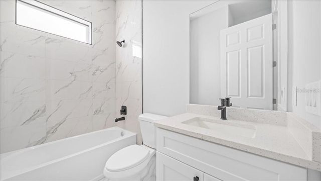 932 MADDOCK STREET E, Lehigh Acres, FL 33974