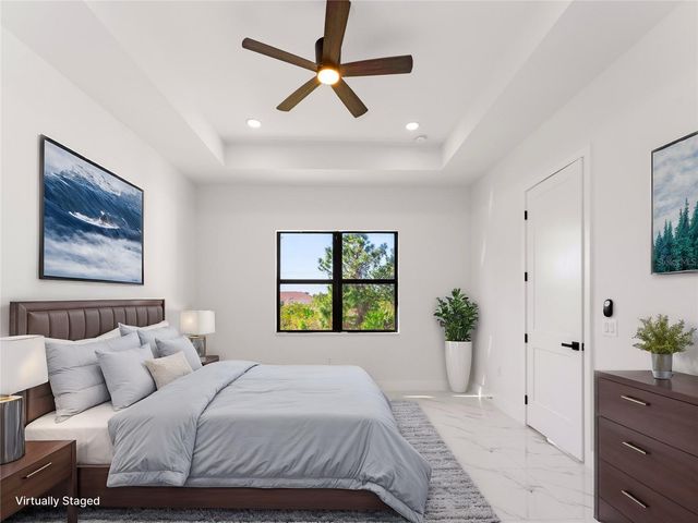 932 MADDOCK STREET E, Lehigh Acres, FL 33974