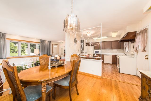 1469 Webster Lane, Des Plaines, IL 60018