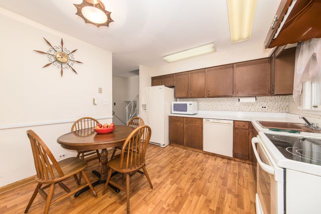 1469 Webster Lane, Des Plaines, IL 60018