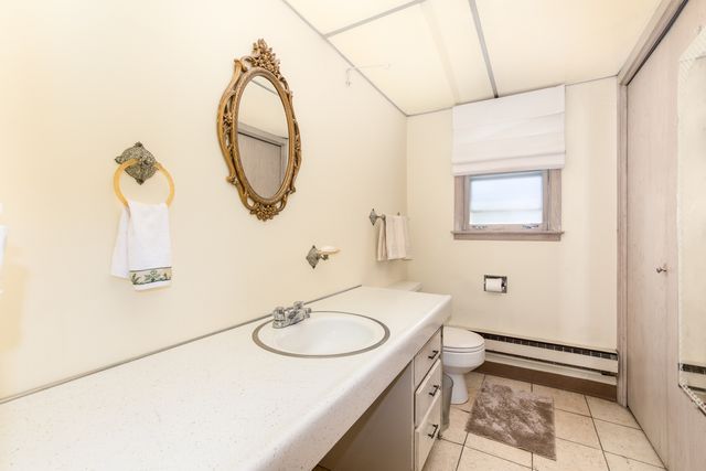 1469 Webster Lane, Des Plaines, IL 60018