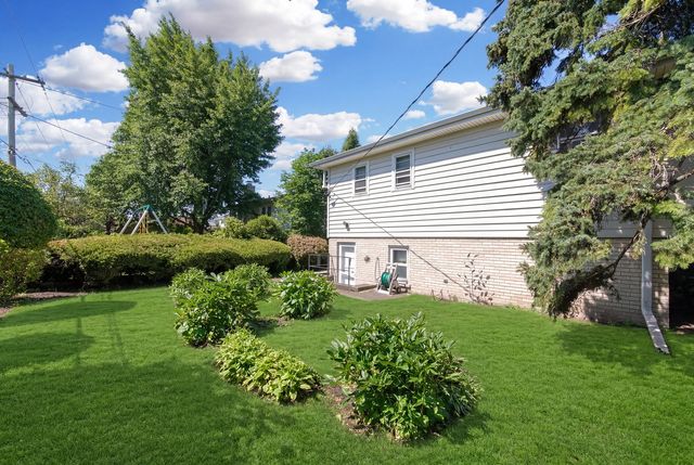 1469 Webster Lane, Des Plaines, IL 60018
