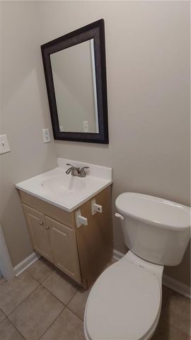 1118 Blazing Ridge, Lawrenceville, GA 30046