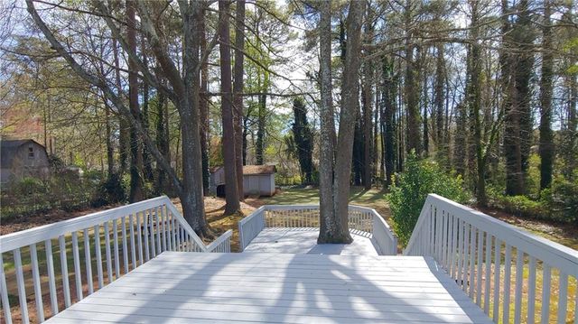 1118 Blazing Ridge, Lawrenceville, GA 30046