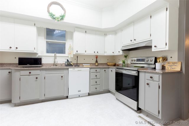 520 E Peoria Avenue, Mcalester, OK 74501