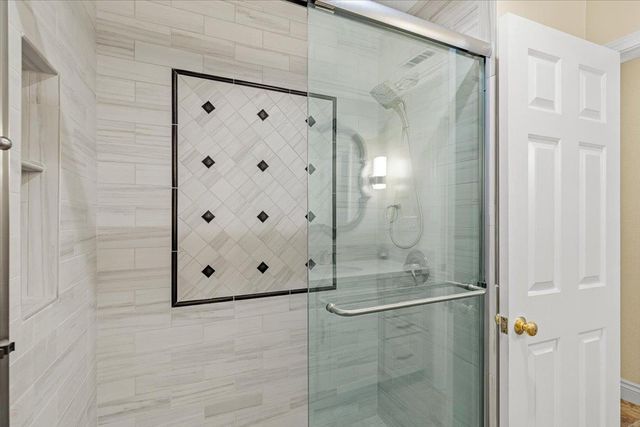 1037 Vienna Dr, Lodi, CA 95242