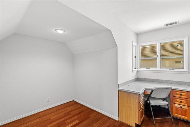 1037 Vienna Dr, Lodi, CA 95242