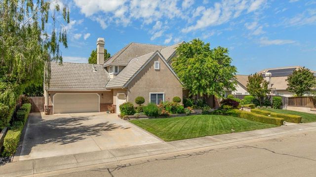 1037 Vienna Dr, Lodi, CA 95242