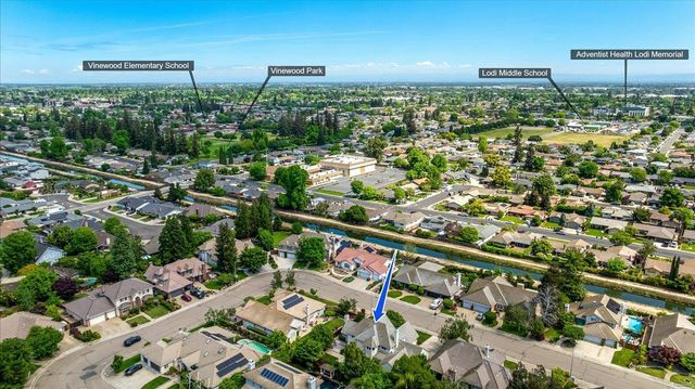 1037 Vienna Dr, Lodi, CA 95242
