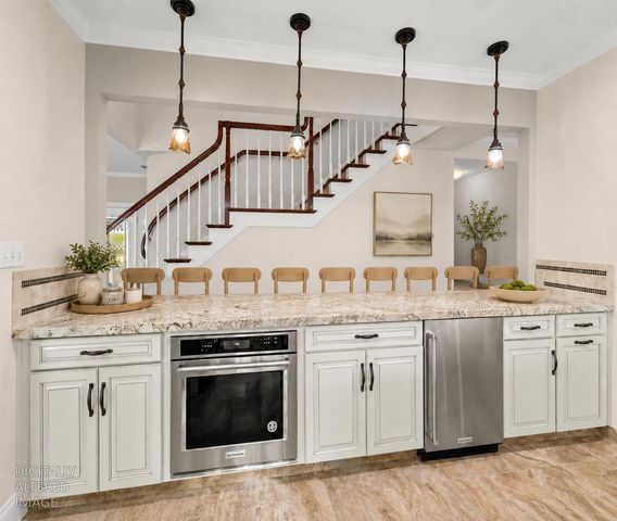 1037 Vienna Dr, Lodi, CA 95242