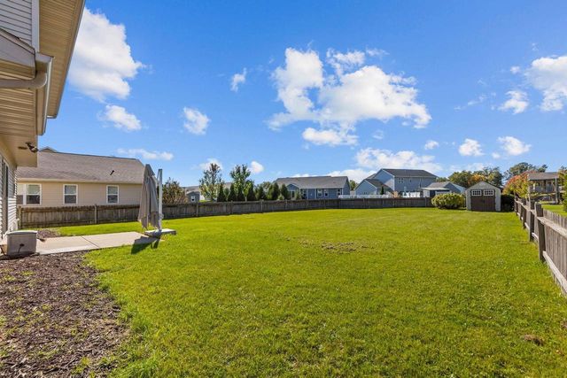 2505 MARATHON AVENUE, Neenah, WI 54956