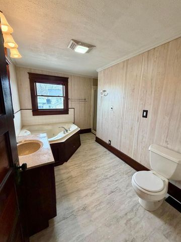 203 Taylor Street, Fredericktown, OH 43019