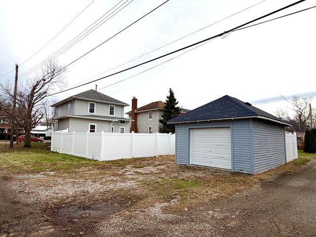 203 Taylor Street, Fredericktown, OH 43019