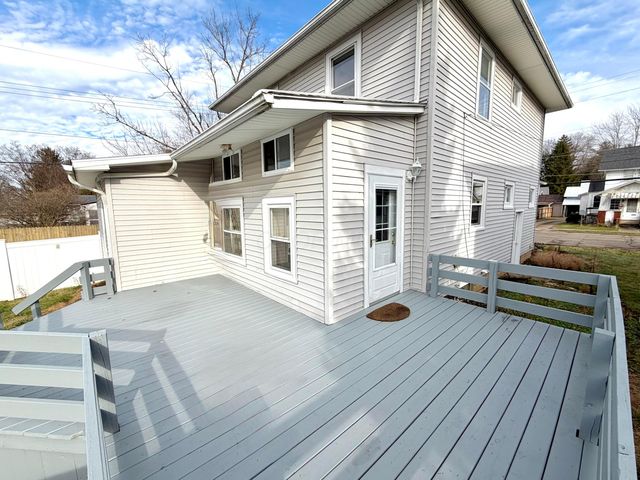 203 Taylor Street, Fredericktown, OH 43019