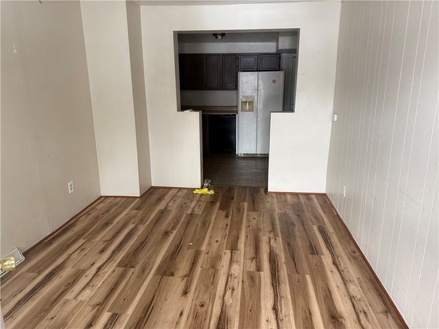 1002 Webster St, Farrell, PA 16121