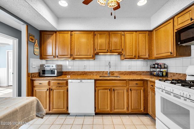 701 Carnation Drive, Brick, NJ 08724