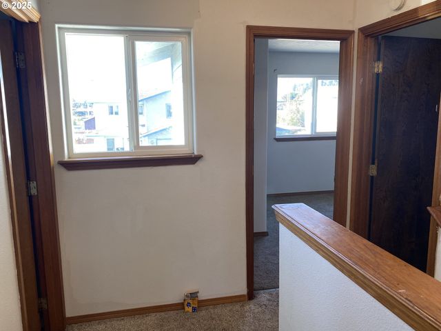 722 PIONEER Rd A, Brookings, OR 97415