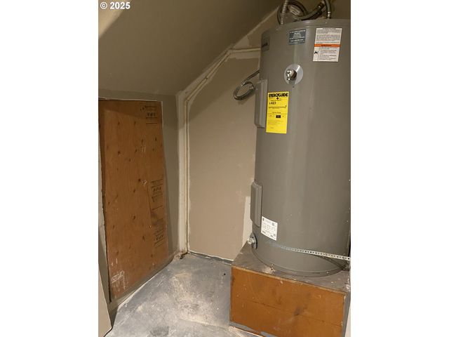 722 PIONEER Rd A, Brookings, OR 97415