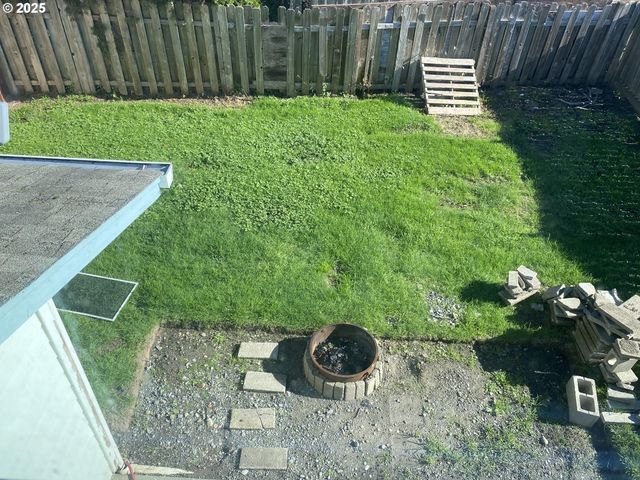 722 PIONEER Rd A, Brookings, OR 97415